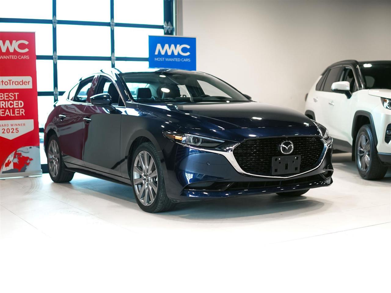 2025 Mazda MAZDA3 GT | NAV | LTHR | ROOF | NO ACCIDENTS Photo