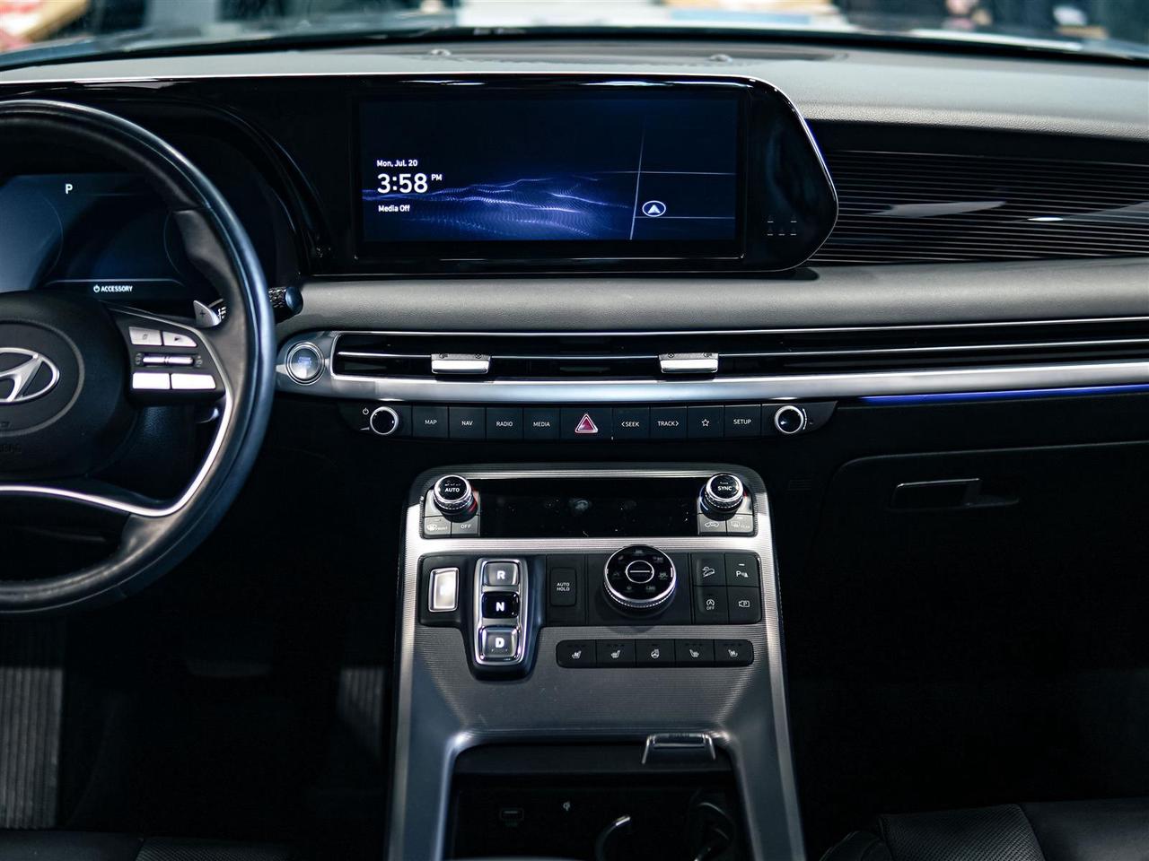 2023 Hyundai PALISADE ** SALE PENDING BY BRANDON ** Photo