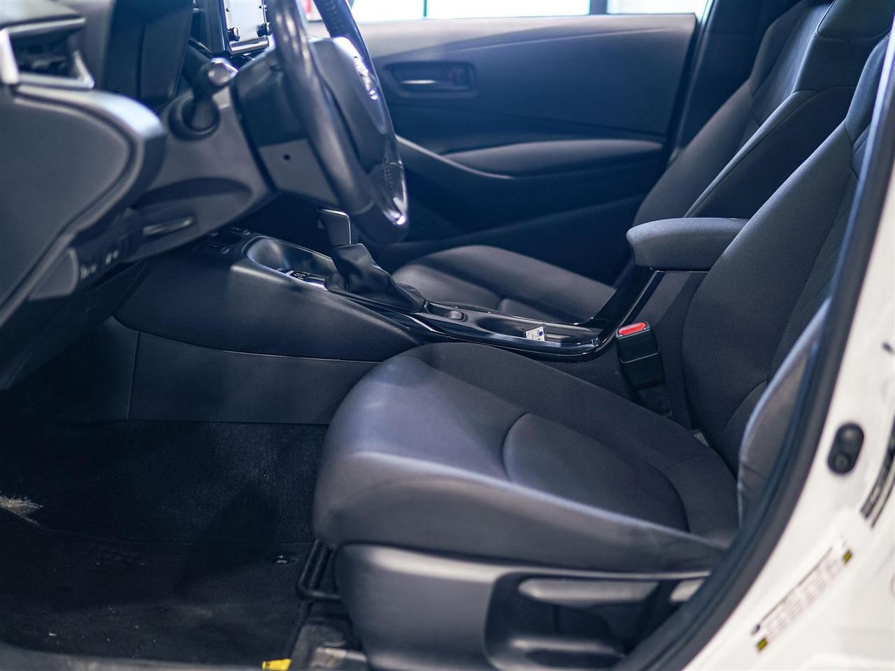 2022 Toyota Corolla LE | UPGRADE | SUNROOF | TOYOTA SERVICED | NO ACCIDENTS Photo