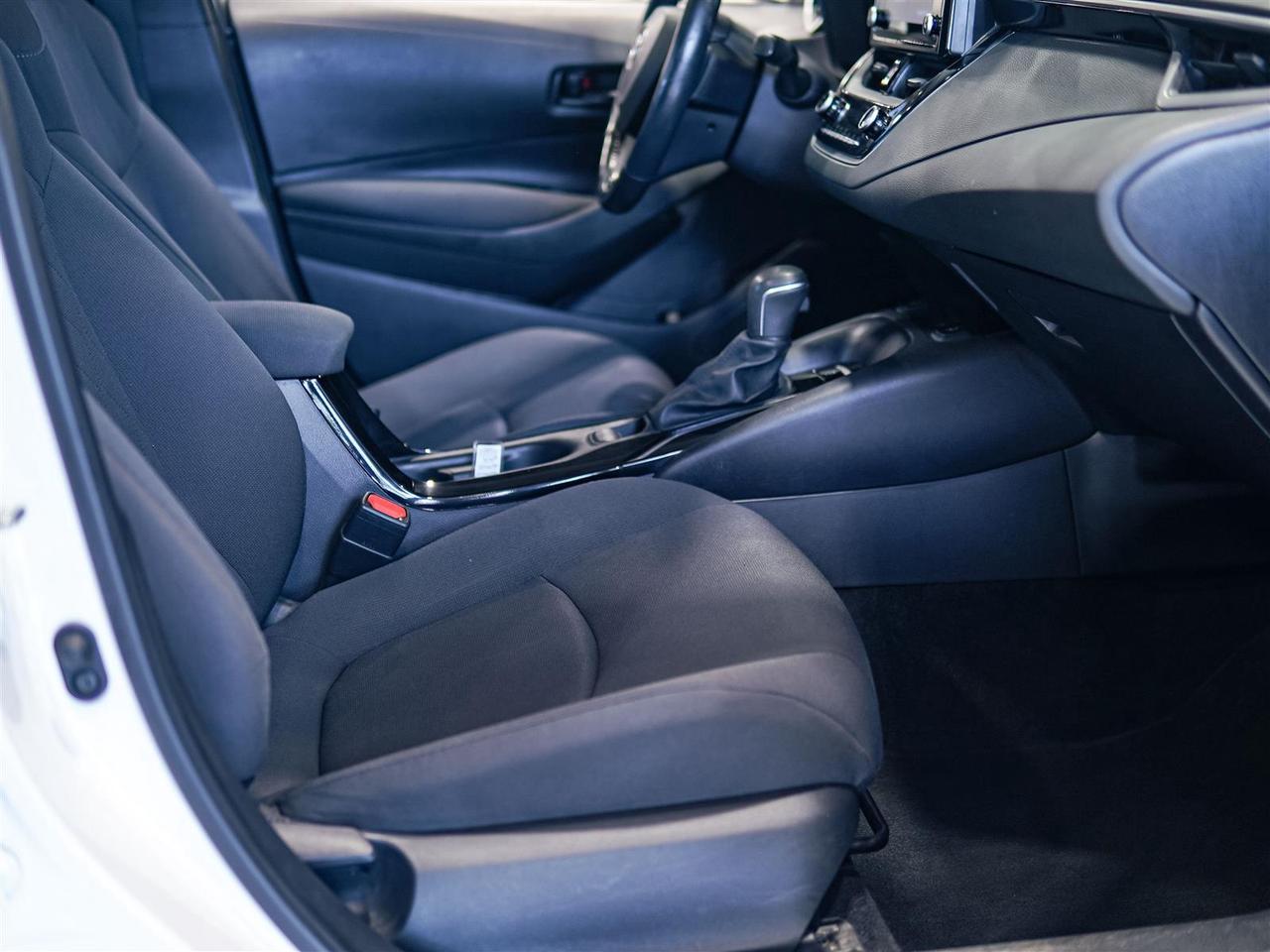 2022 Toyota Corolla LE | UPGRADE | SUNROOF | TOYOTA SERVICED | NO ACCIDENTS Photo