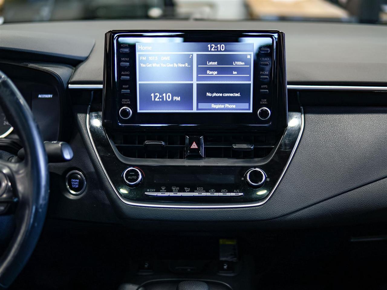 2022 Toyota Corolla LE | UPGRADE | SUNROOF | TOYOTA SERVICED | NO ACCIDENTS Photo
