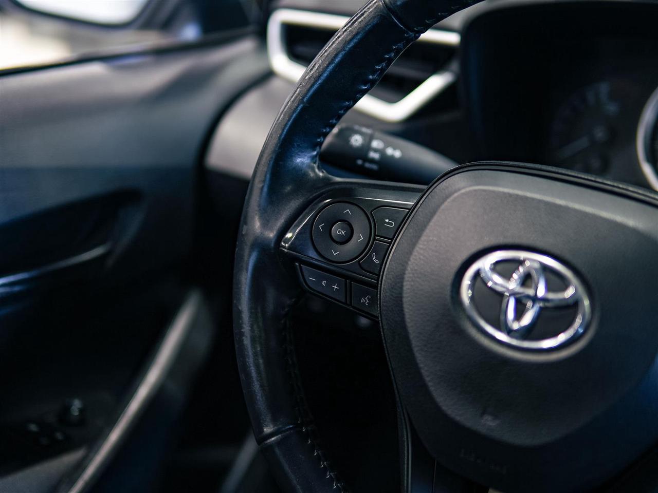 2022 Toyota Corolla LE | UPGRADE | SUNROOF | TOYOTA SERVICED | NO ACCIDENTS Photo