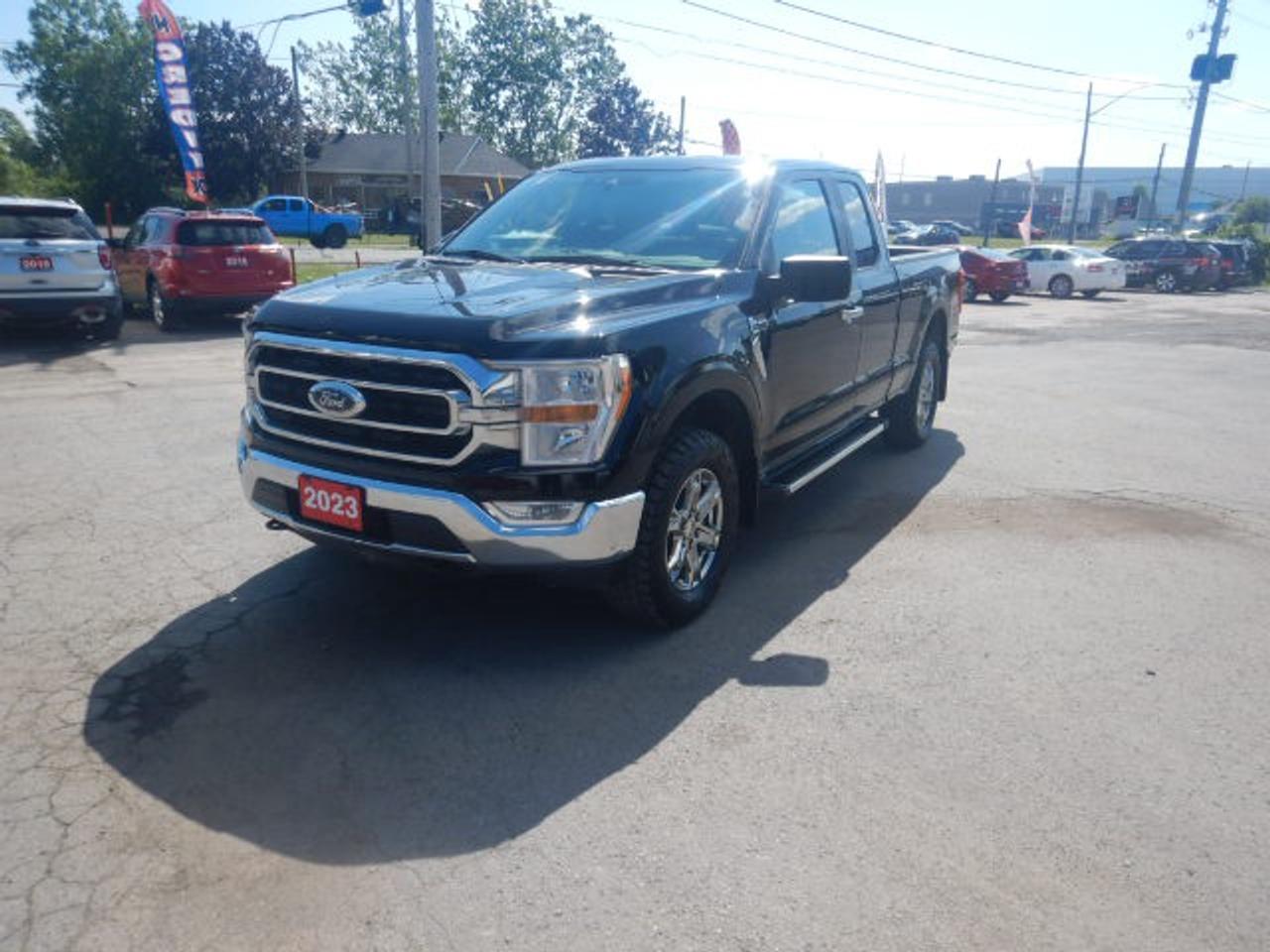 2023 Ford F-150 XLT Photo