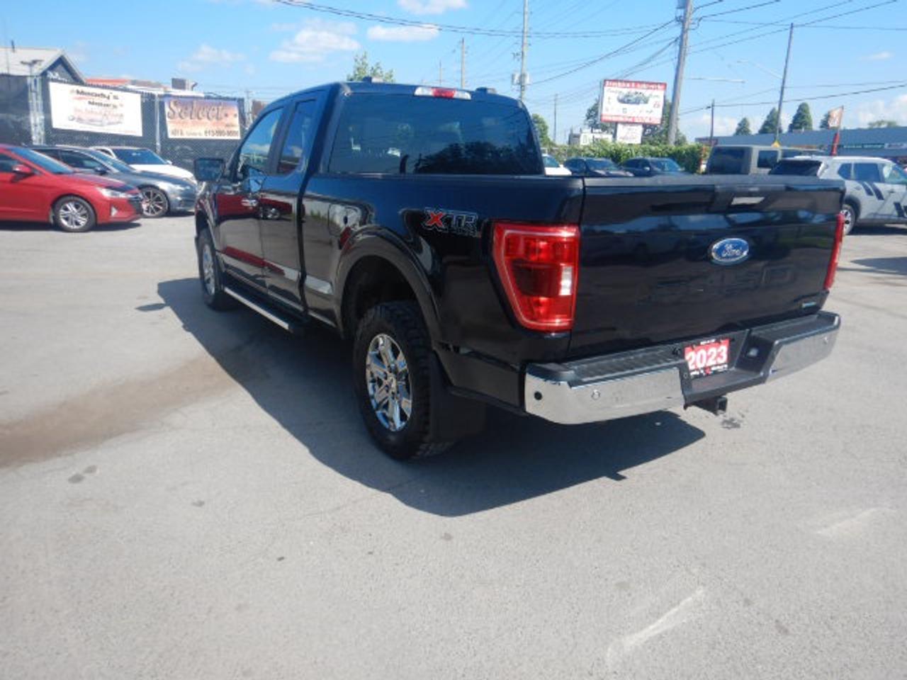 2023 Ford F-150 XLT Photo