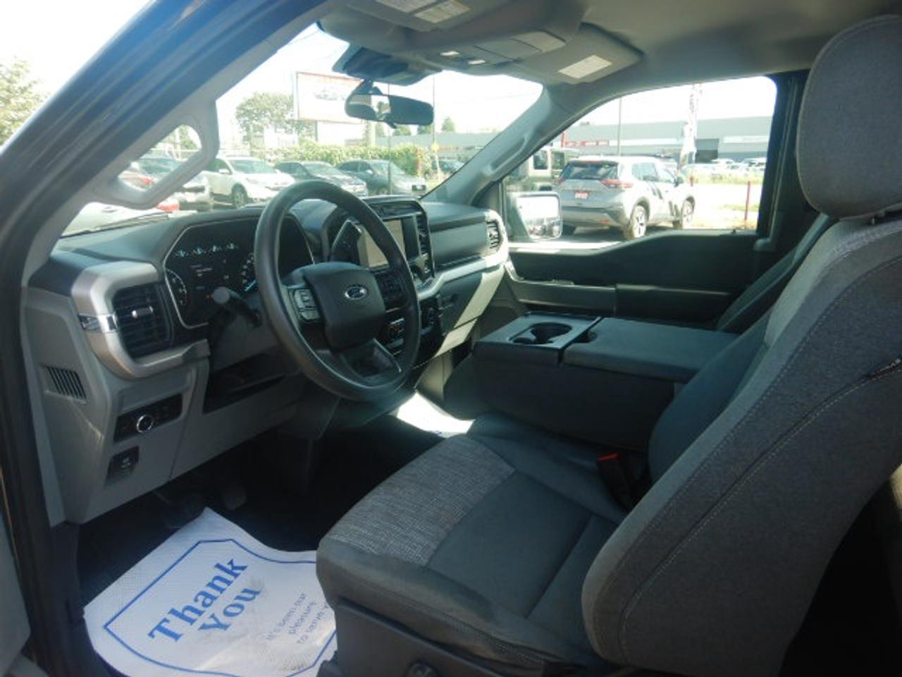 2023 Ford F-150 XLT Photo