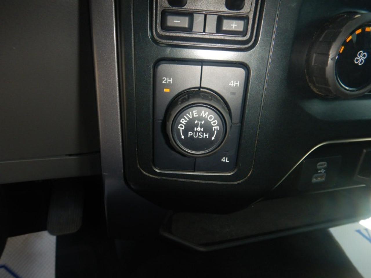 2023 Ford F-150 XLT Photo