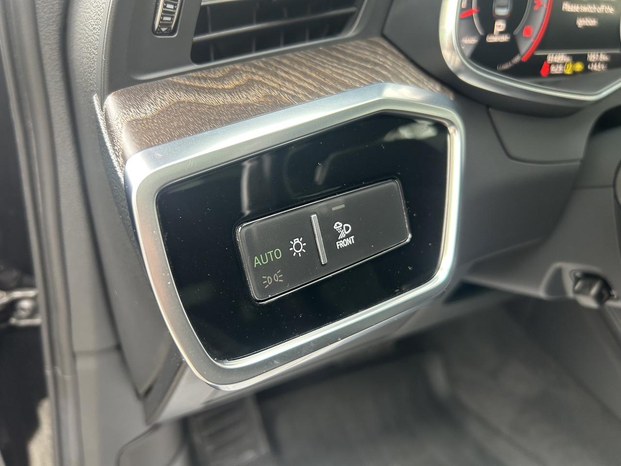 2019 Audi A6 Technik - 91K! AWD, LEATHER, SUNROOF, NAV, LOADED! Photo