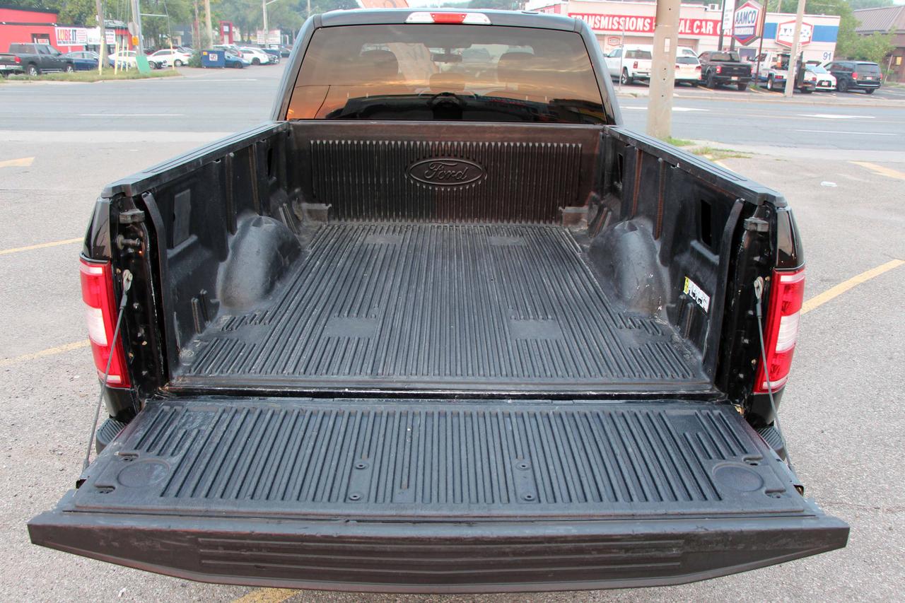 2020 Ford F-150 XLT 4X4 Photo