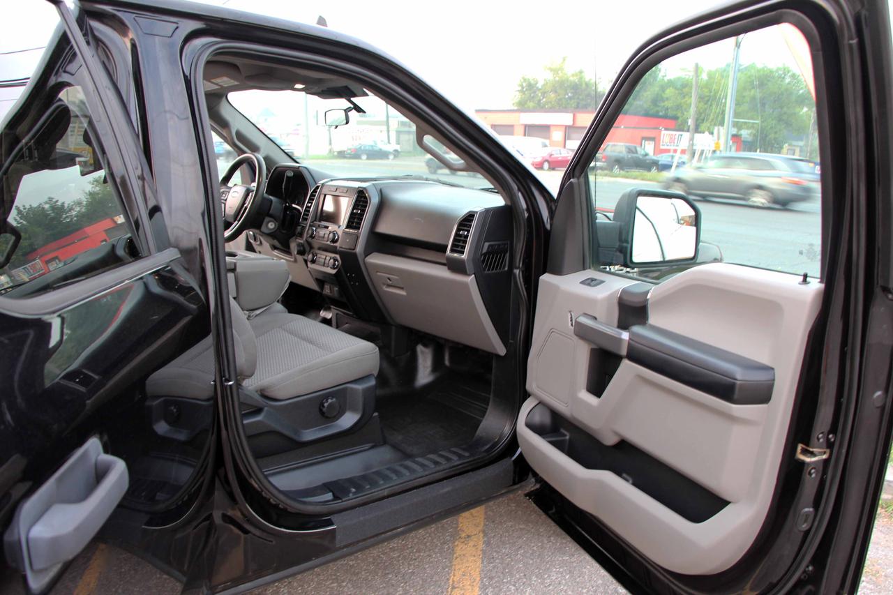 2020 Ford F-150 XLT 4X4 Photo