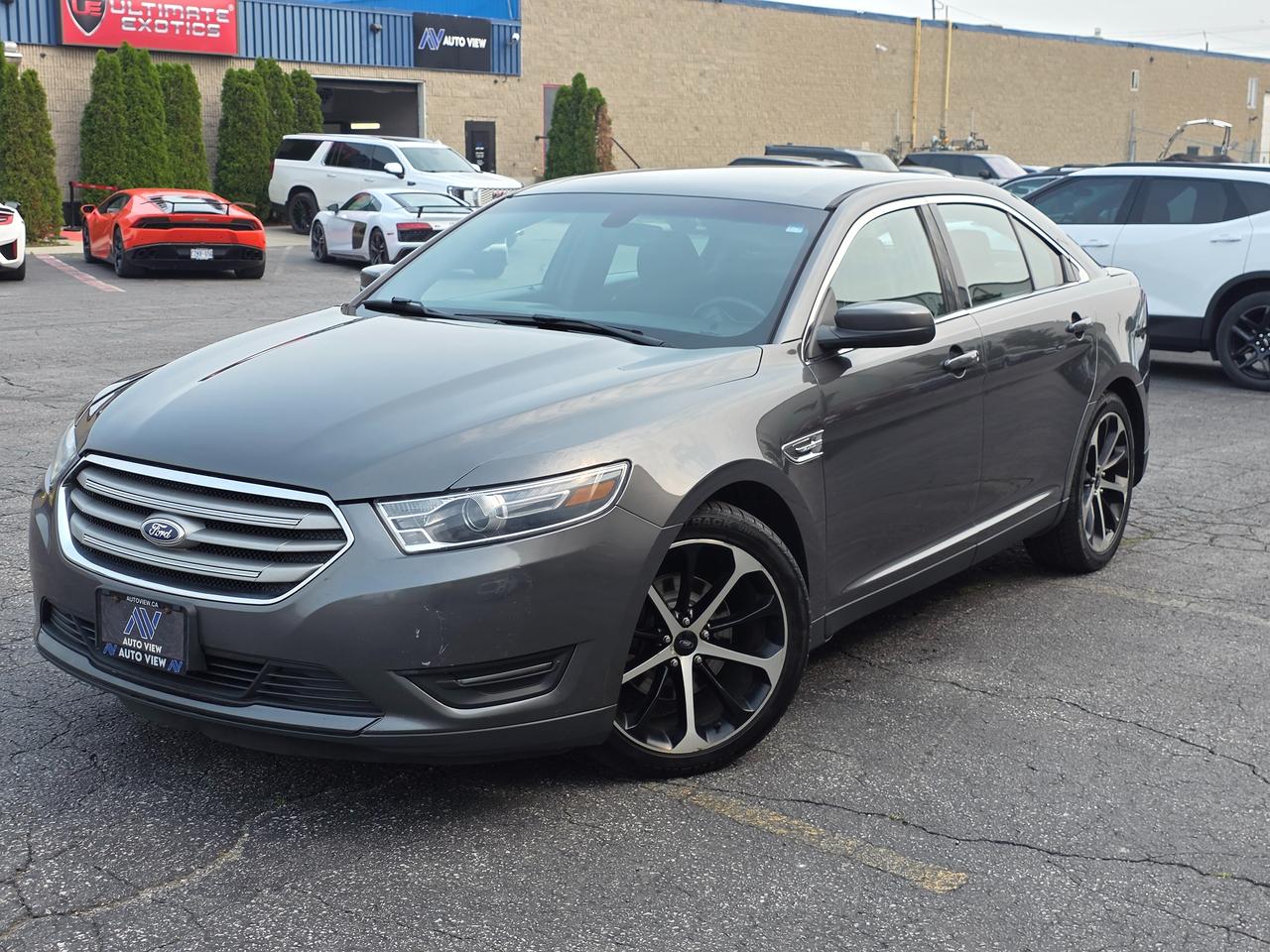 2015 Ford Taurus SEL AWD *CLEAN CARFAX & CERTIFIED* - Photo #1