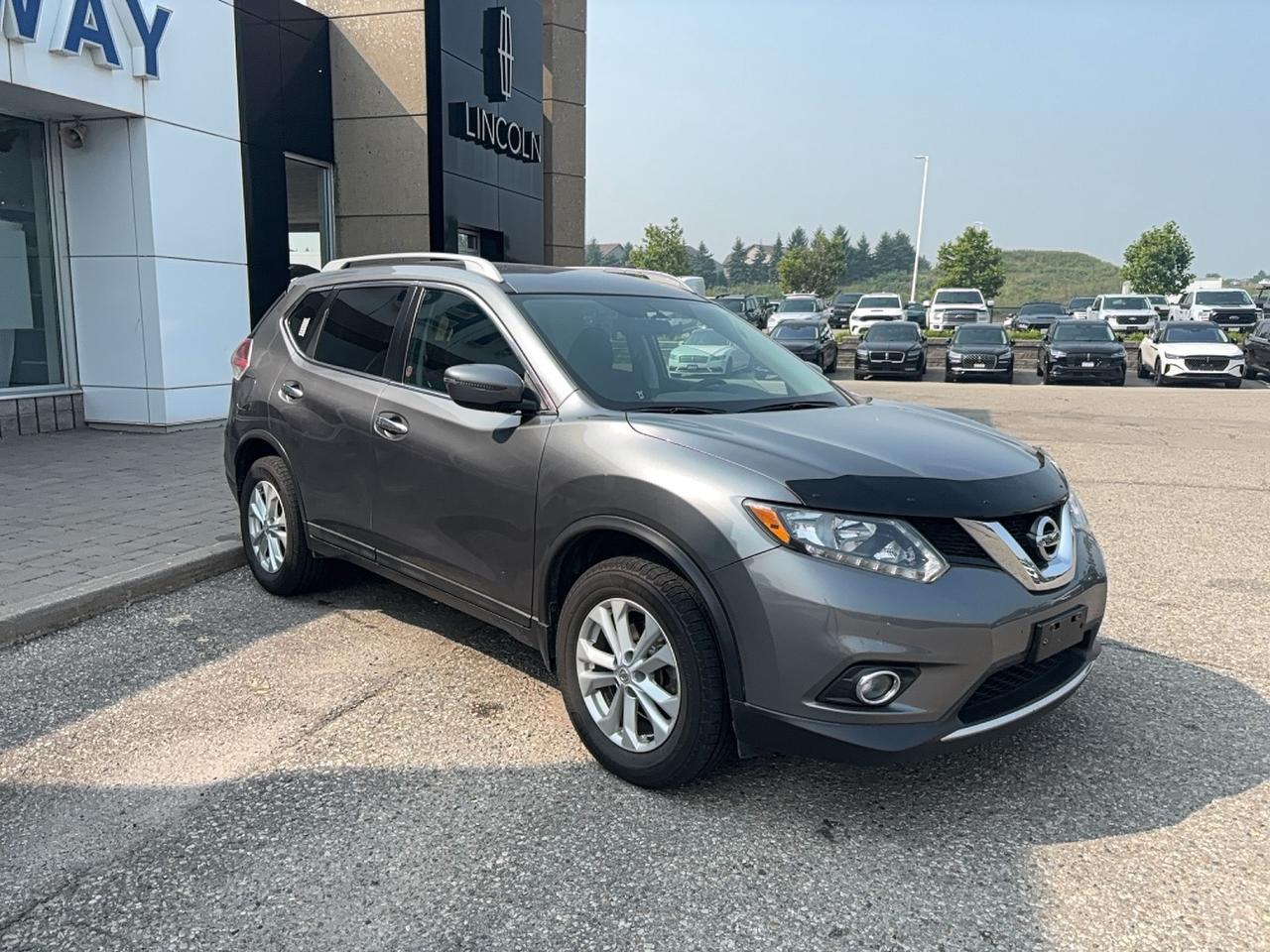 2016 Nissan Rogue SV, AWD, LOCAL TRADE, CLOTH, 1.5L, AS TRADED Photo2