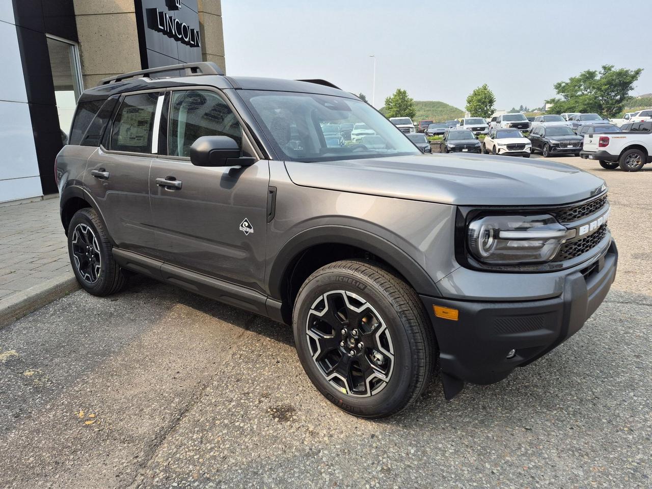 2026 Ford Bronco Sport OUTER BANKS, ADAPTIVE CRUISE, MEMORY SEAT Photo2