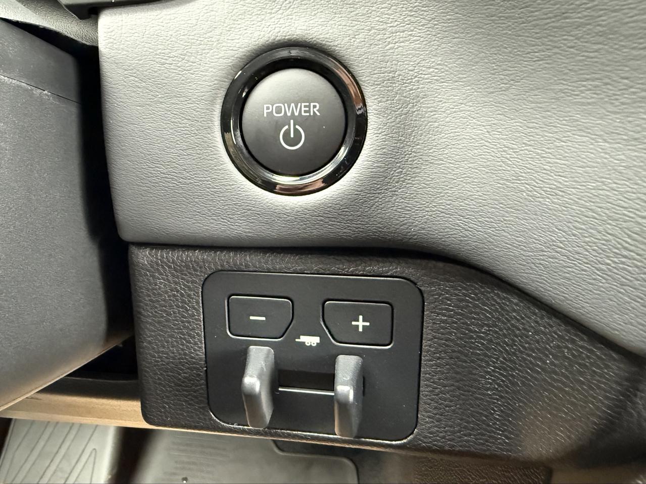 2026 Toyota Tundra Platinum Photo