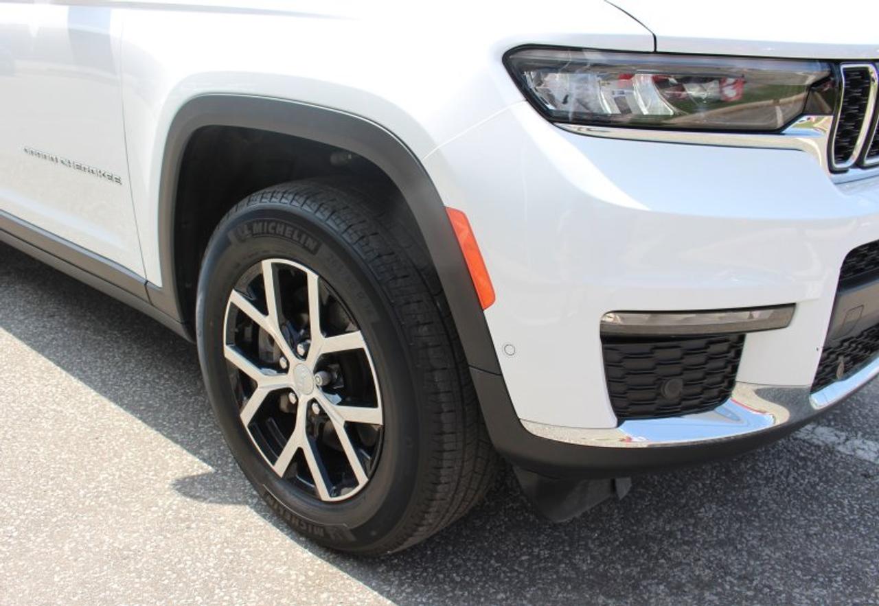 2024 Jeep Grand Cherokee Ltd*Low Ks*4x4*3rd Row*Heated Leather MoonRoof*BT Photo4