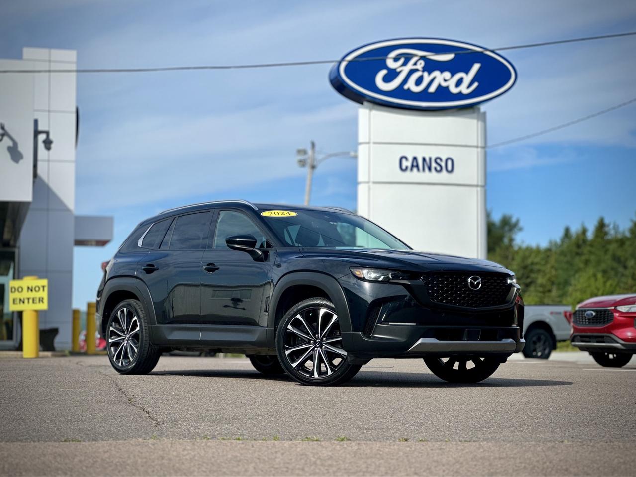 2024 Mazda CX-50 GT Photo0