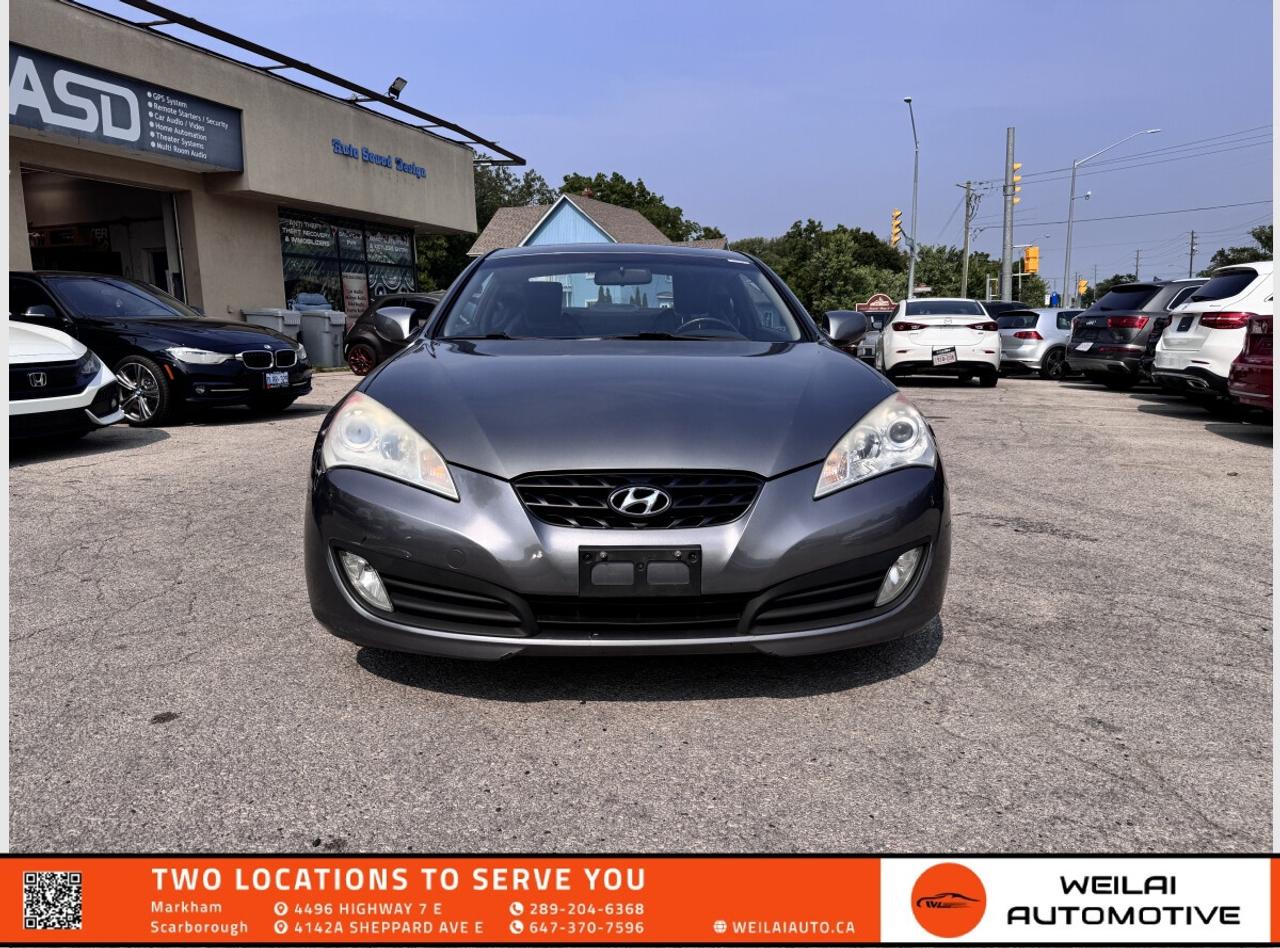 2010 Hyundai Genesis Premium/No Accident Photo3