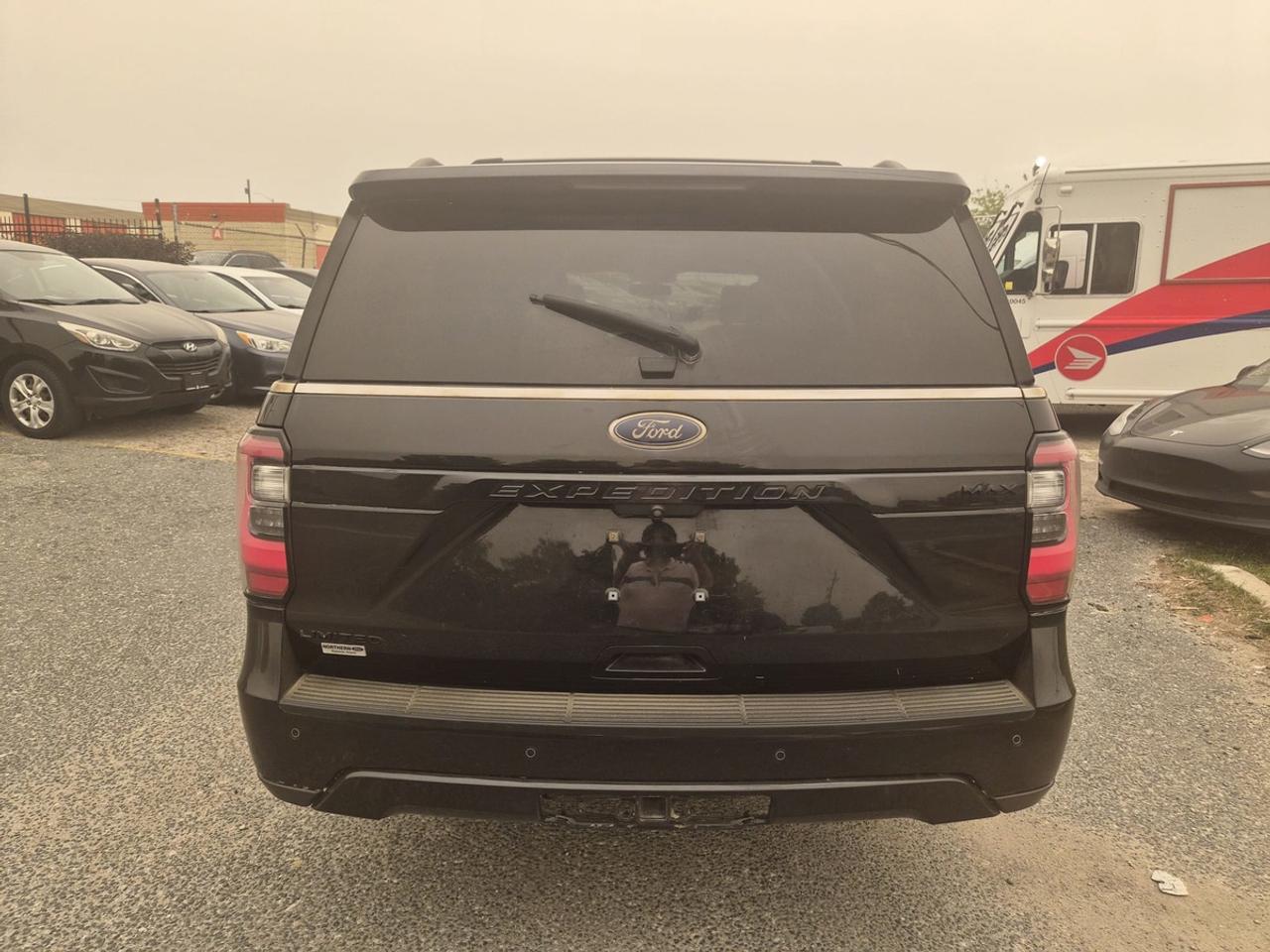 2020 Ford Expedition Max Limited Photo