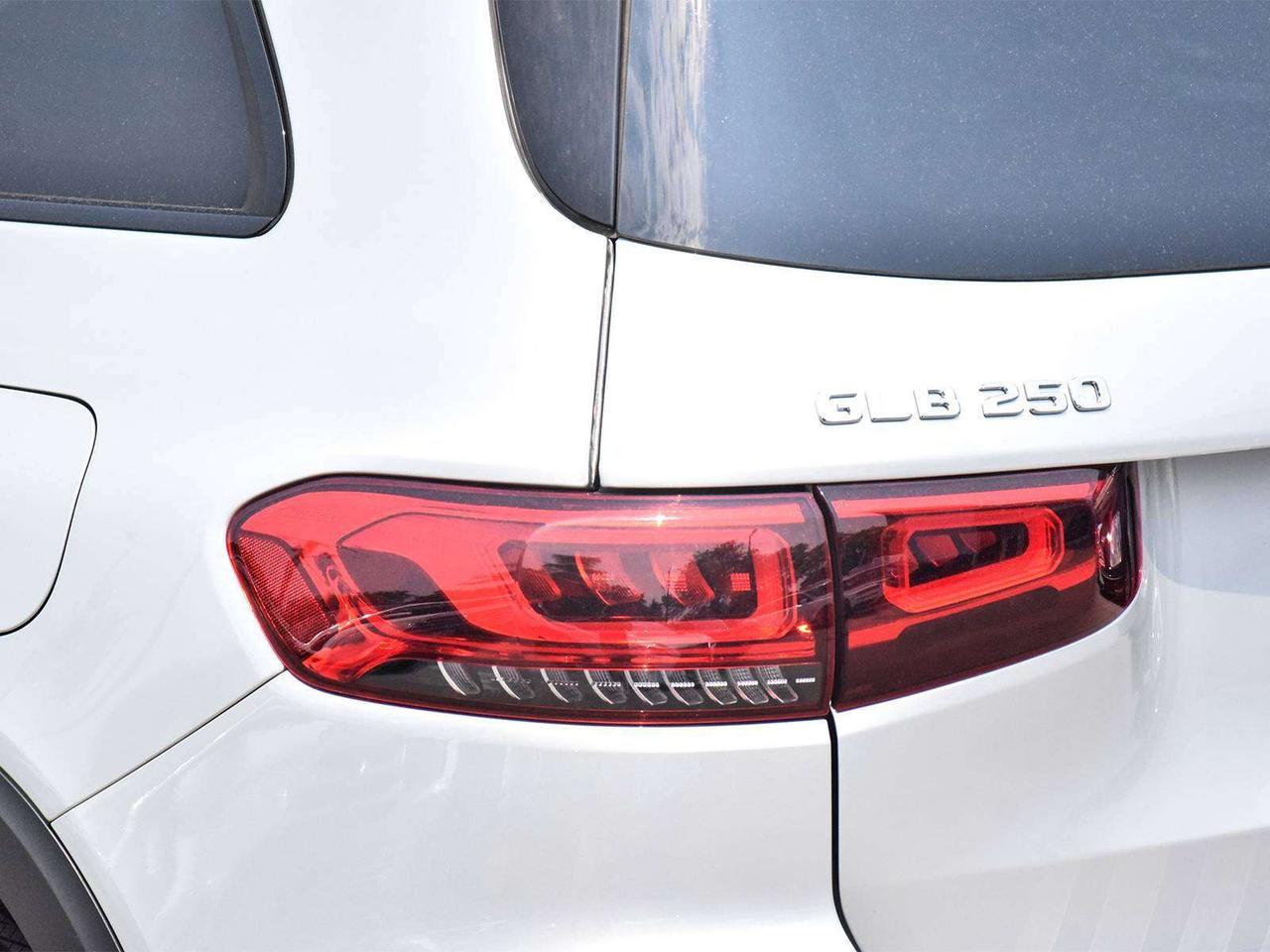 2023 Mercedes-Benz AMG GLB 35 GLB 250 Photo