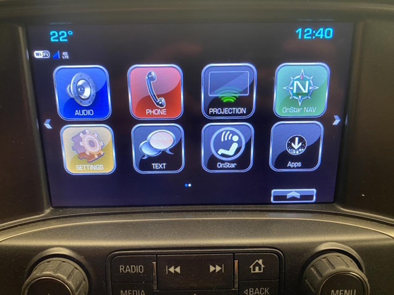 2018 Chevrolet Silverado 1500 1500 LT 4WD DOUBLE CAB Photo