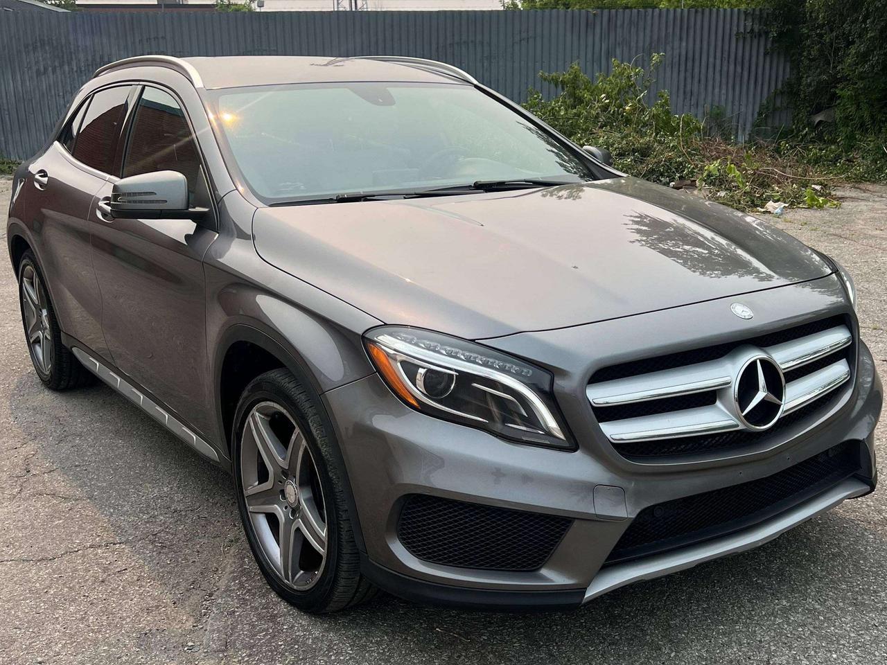 2015 Mercedes-Benz GLA GLA 250 4MATIC NAVIGATION LEATHER SEATS Photo
