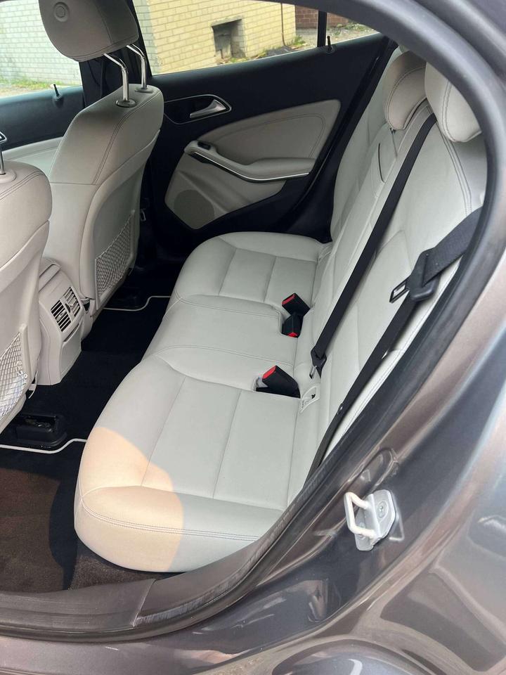 2015 Mercedes-Benz GLA GLA 250 4MATIC NAVIGATION LEATHER SEATS Photo