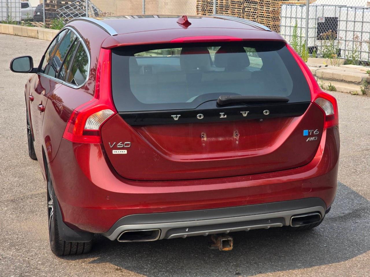 2015 Volvo V60 4DR WGN T6 PREMIER PLUS AWD Photo