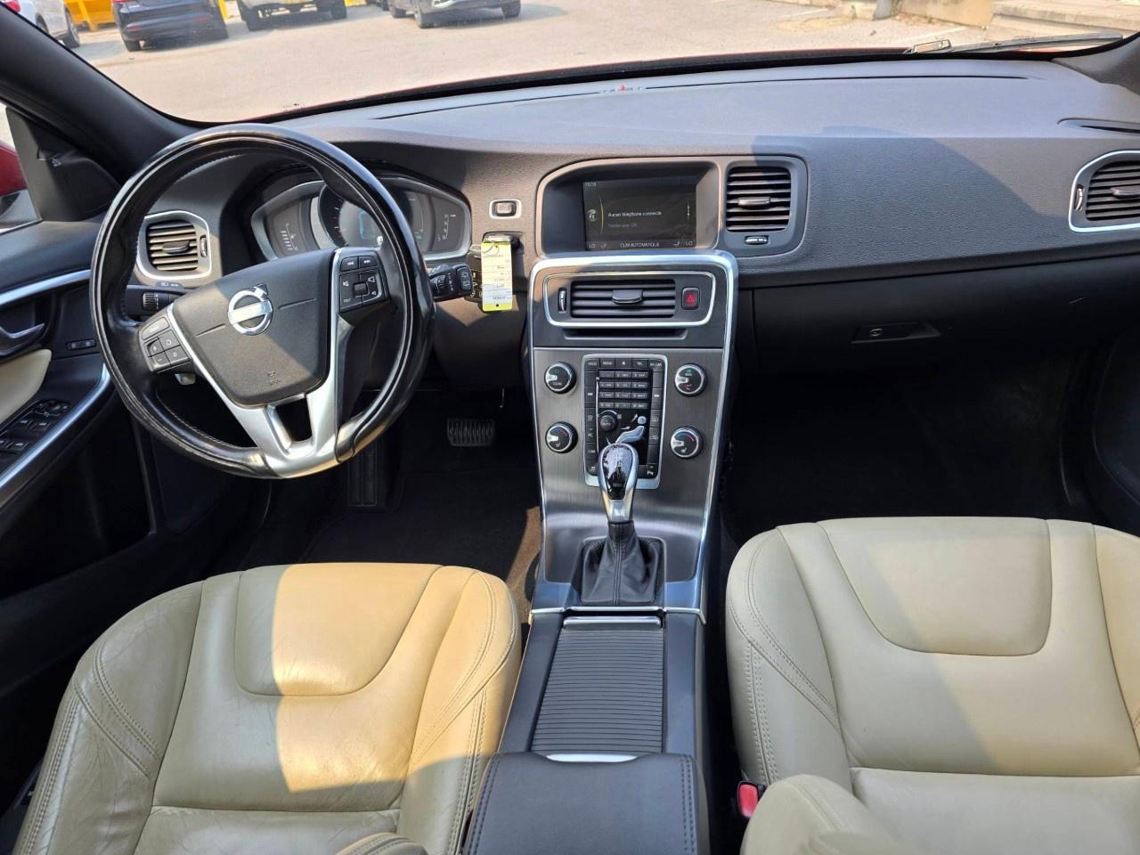 2015 Volvo V60 4DR WGN T6 PREMIER PLUS AWD Photo