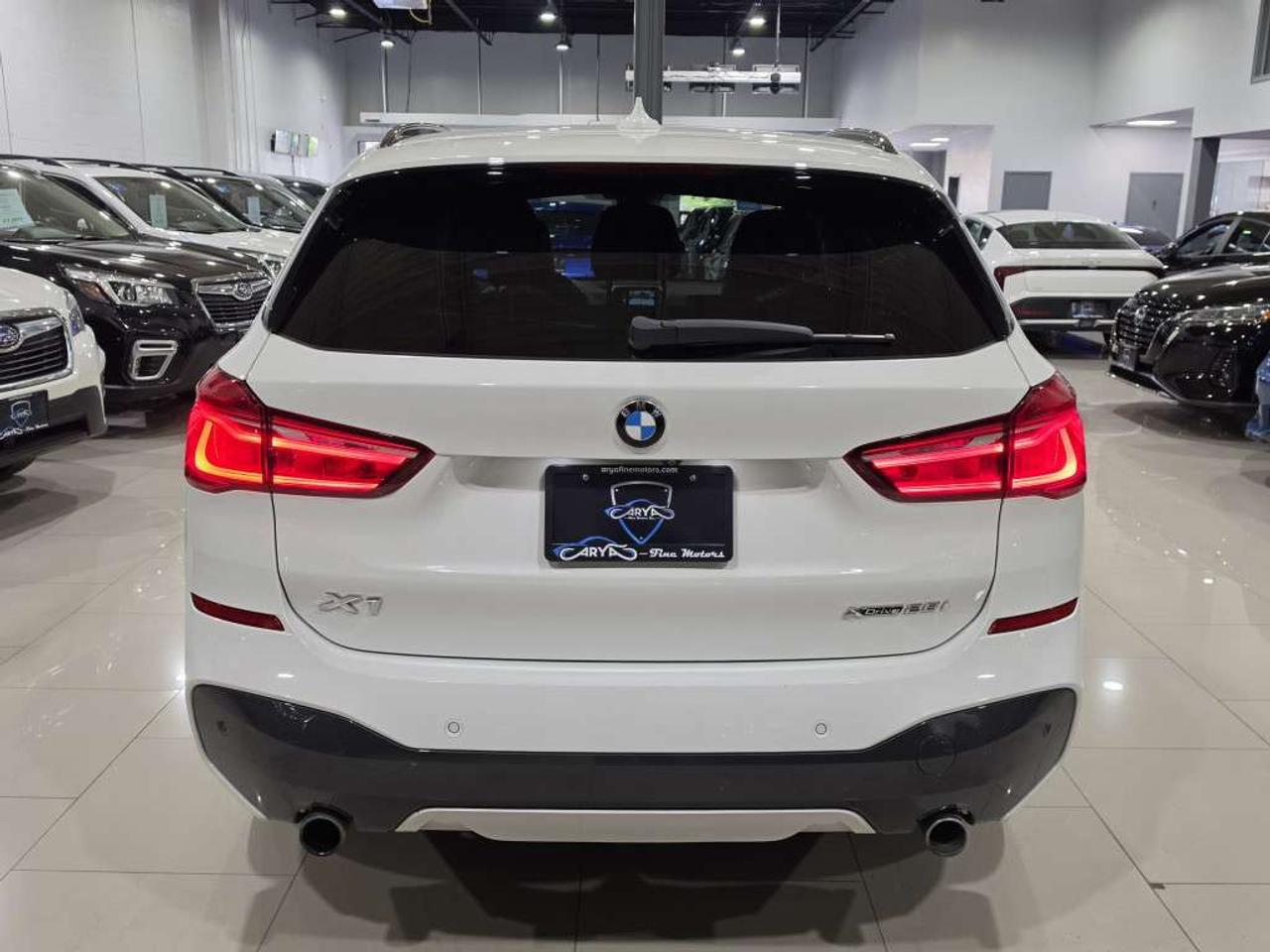2019 BMW X1 xDrive28i M Sports package No Accidents 19 M wheels Panoramic Roof Navi Backup Cam Photo