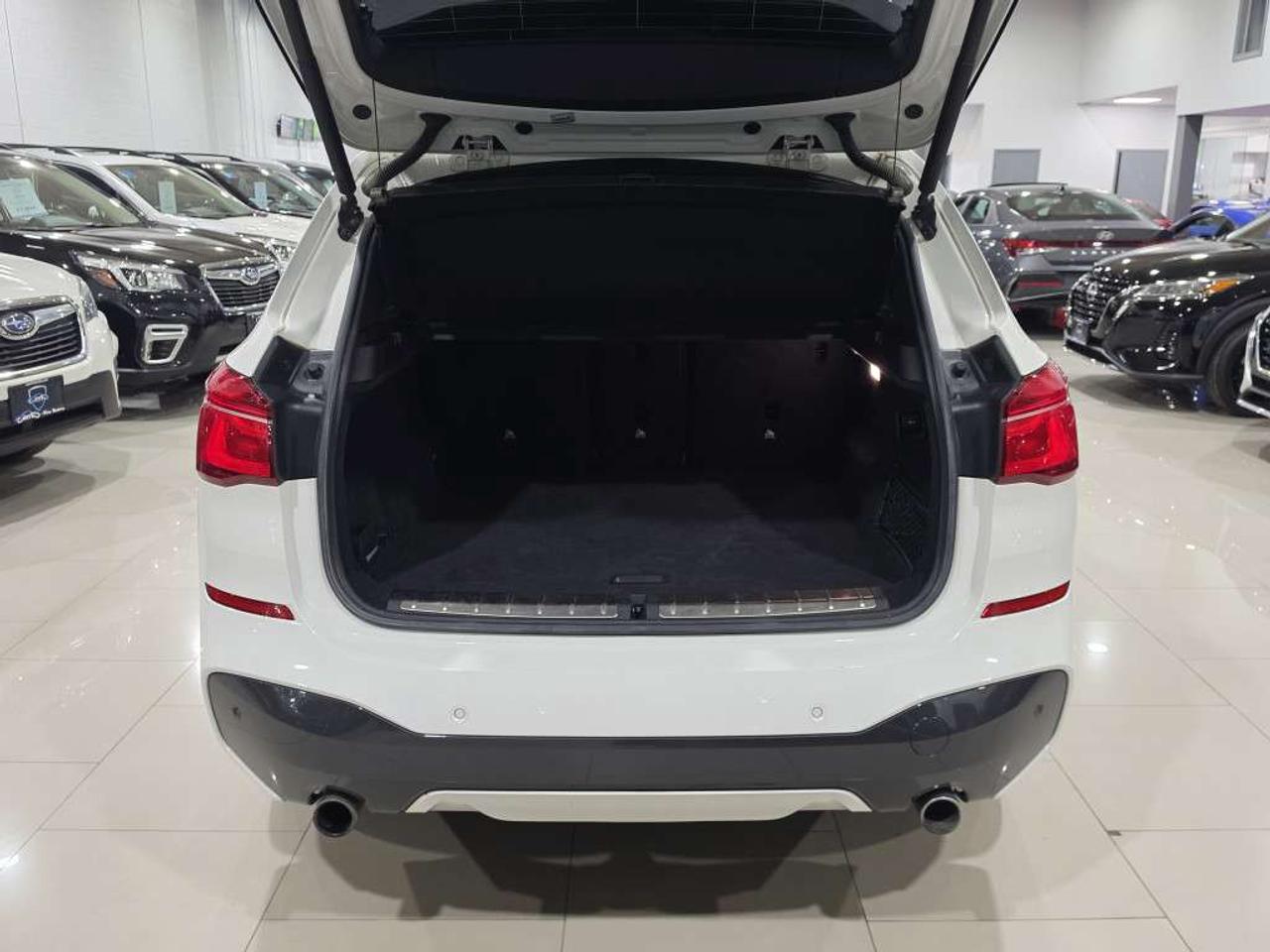 2019 BMW X1 xDrive28i M Sports package No Accidents 19 M wheels Panoramic Roof Navi Backup Cam Photo