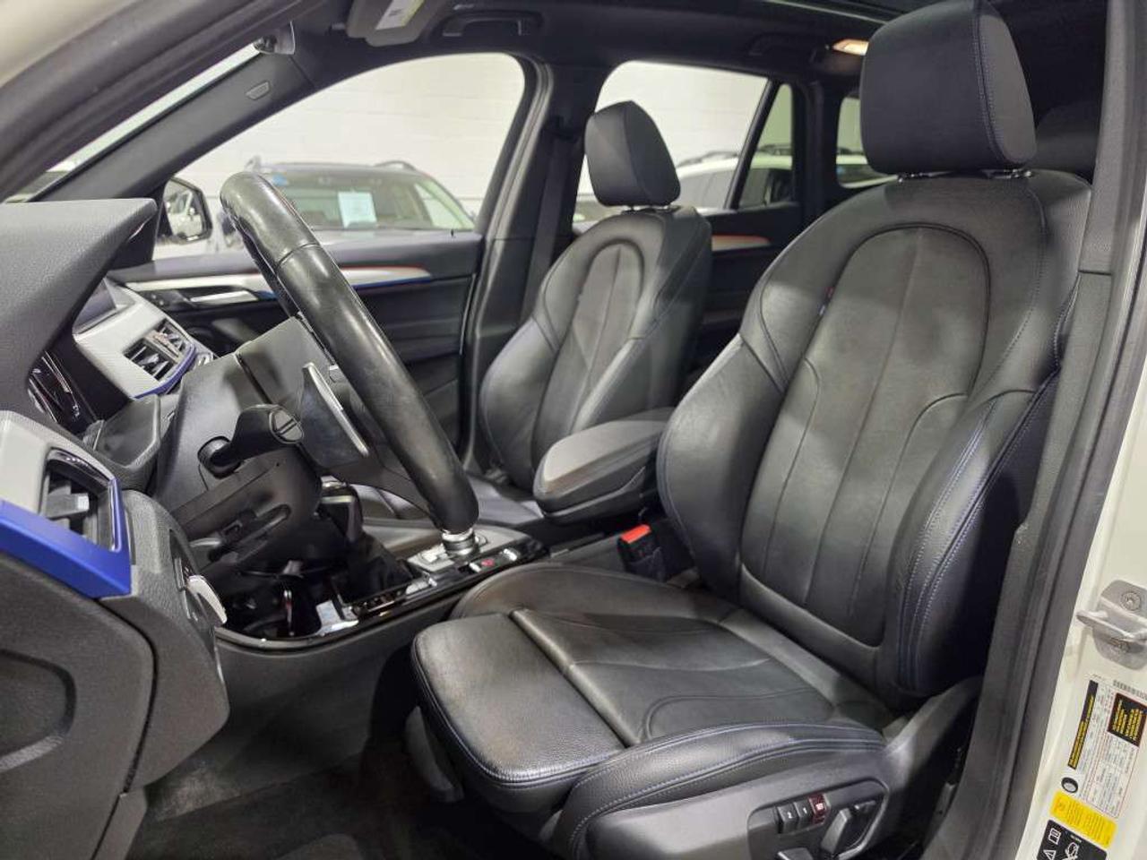 2019 BMW X1 xDrive28i M Sports package No Accidents 19 M wheels Panoramic Roof Navi Backup Cam Photo