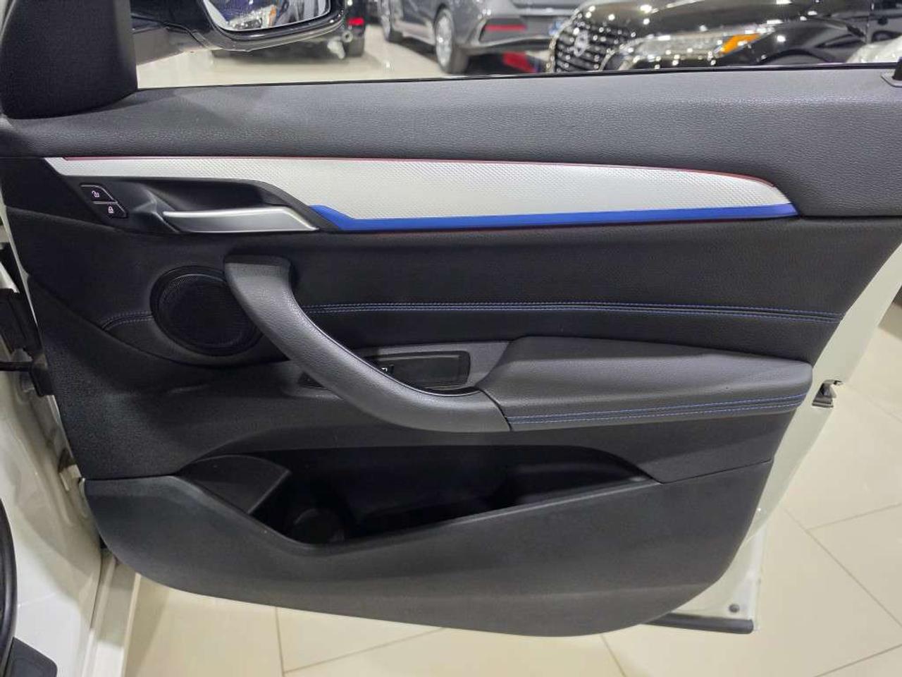 2019 BMW X1 xDrive28i M Sports package No Accidents 19 M wheels Panoramic Roof Navi Backup Cam Photo