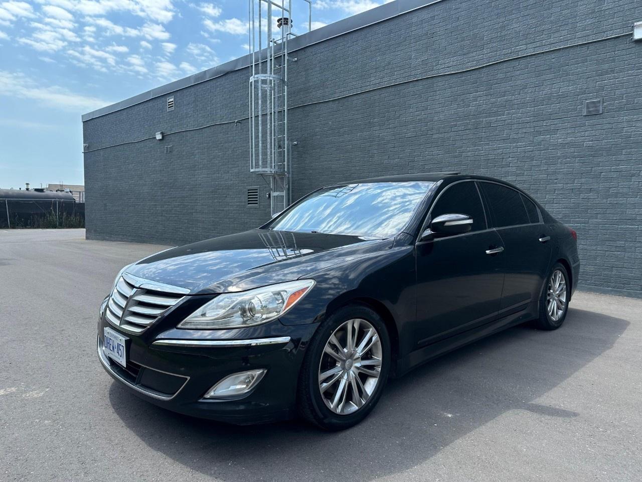 2012 Hyundai Genesis Sedan 4dr Sdn V6 w/Technology Pkg Photo