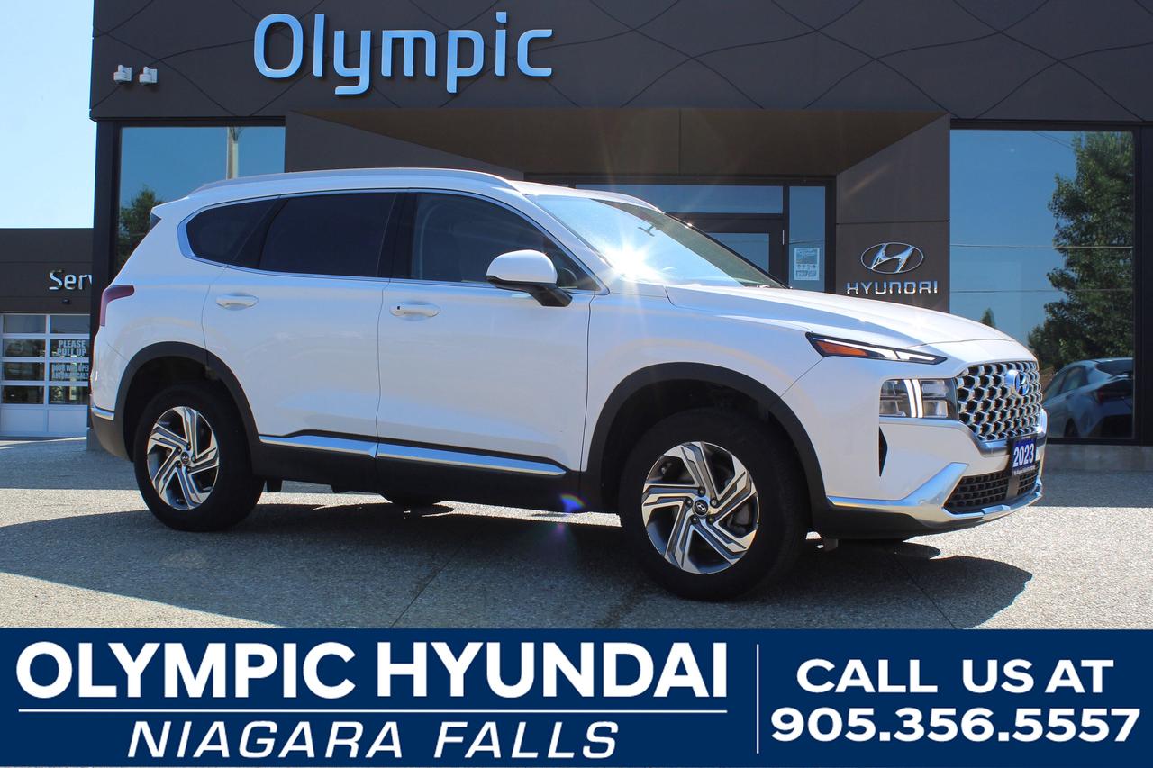 2023 Hyundai Santa Fe Preferred AWD 1-Owner, ONLY 3800 WOW!! Photo0
