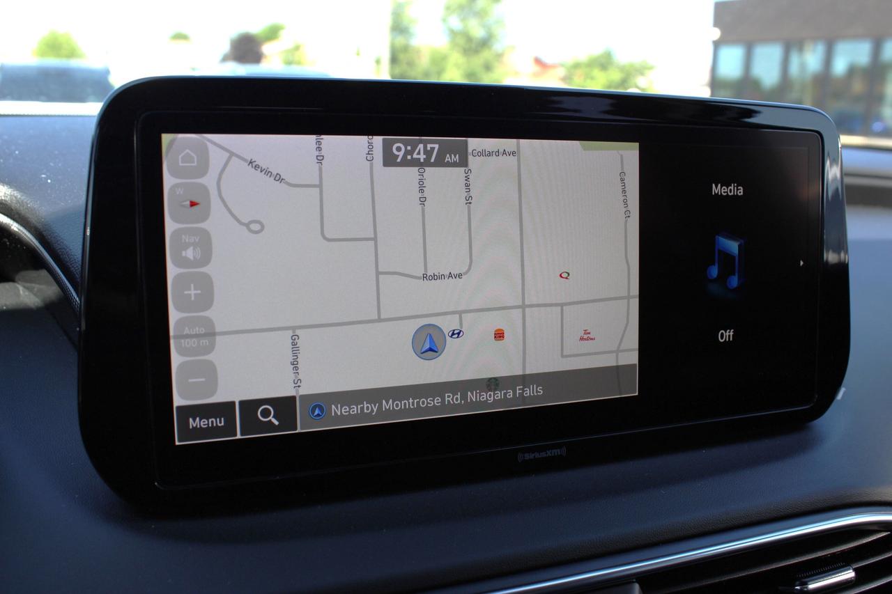 2023 Hyundai Santa Fe Preferred AWD 1-Owner, ONLY 3800 WOW!! Photo
