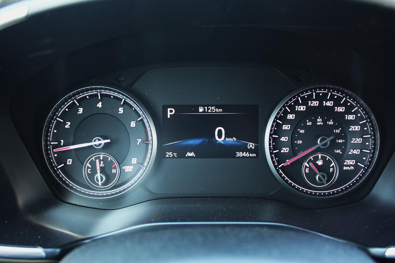 2023 Hyundai Santa Fe Preferred AWD 1-Owner, ONLY 3800 WOW!! Photo