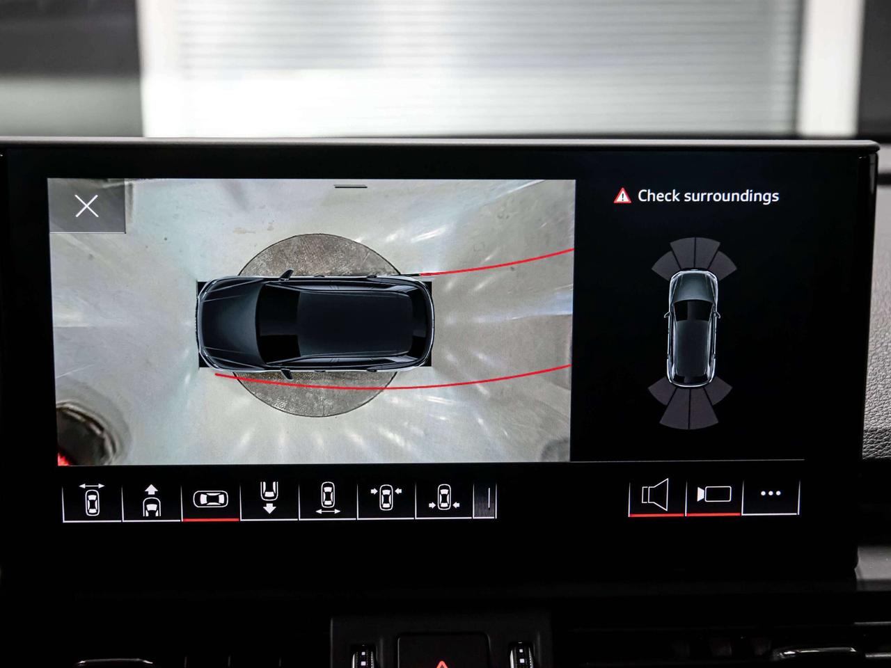 2024 Audi SQ5 TECHNIK BLIND SPOTS NAVI REAR VIEW CAMERA Photo