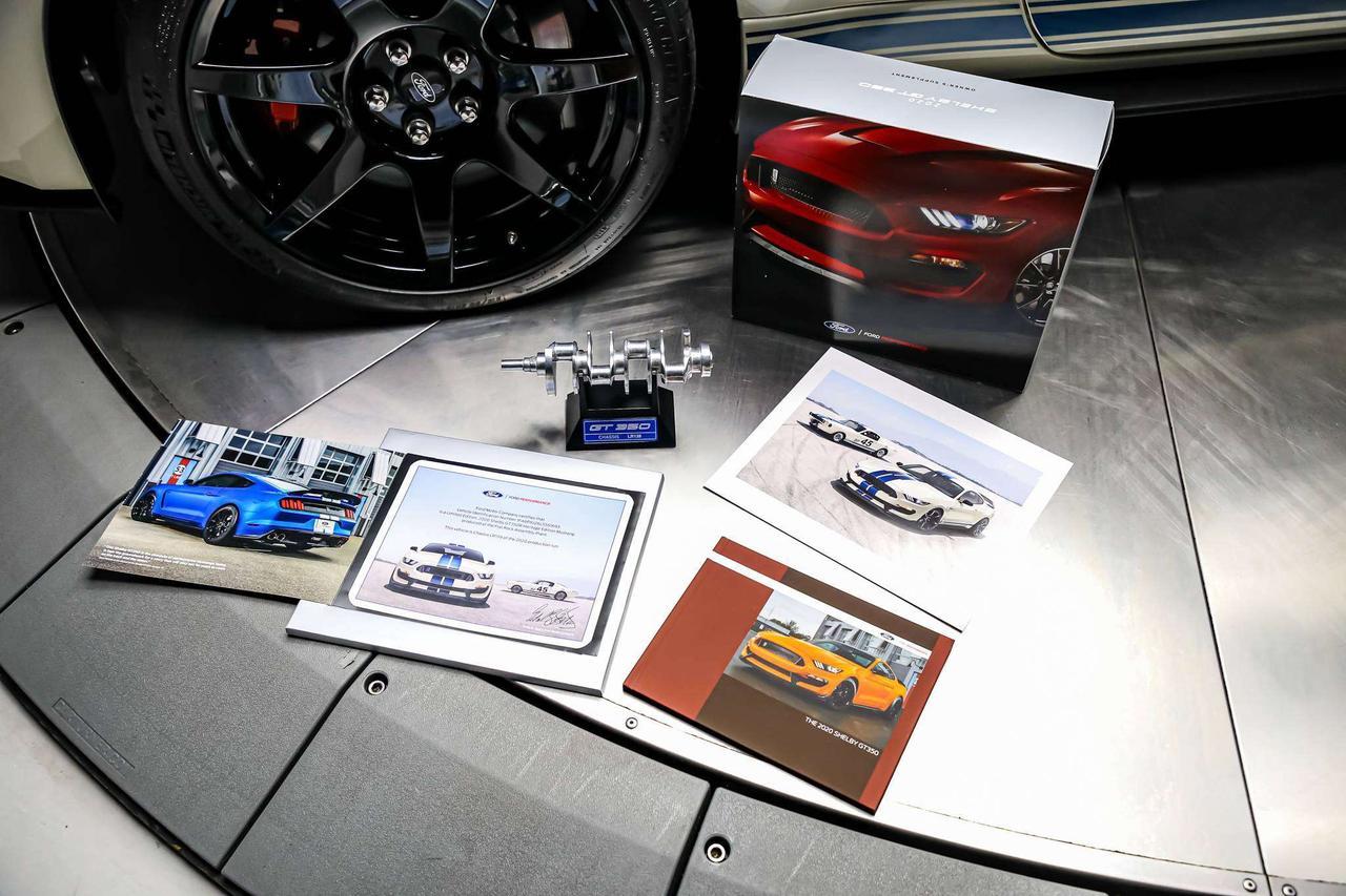2020 Ford Mustang SHELBY GT350R HERITAGE EDITION 5.2L V8 LOWKM RARE Photo