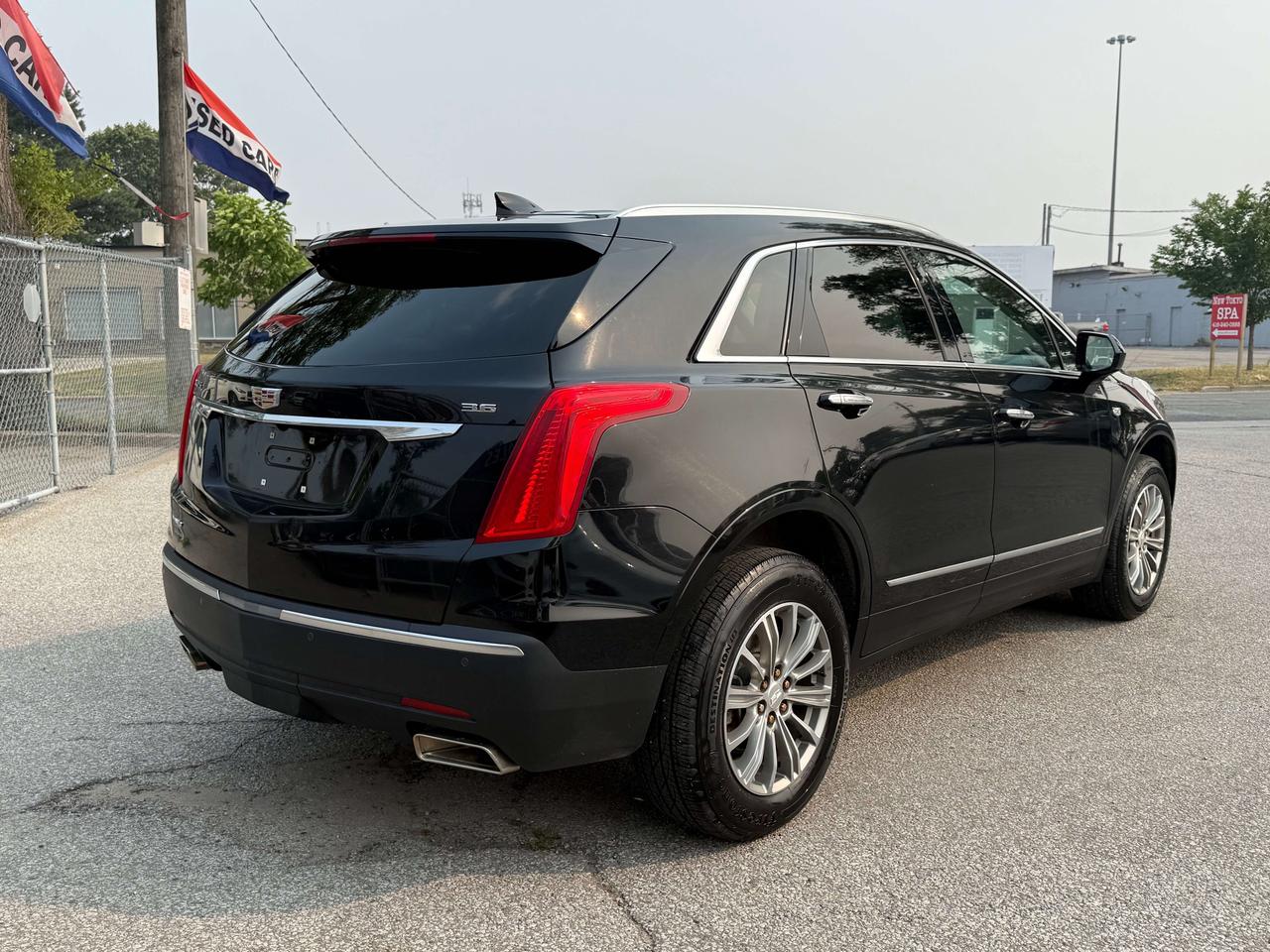 2018 Cadillac XT5 No Accident l Luxury l AWD l 3.6L l V6 l Pano Roof Photo