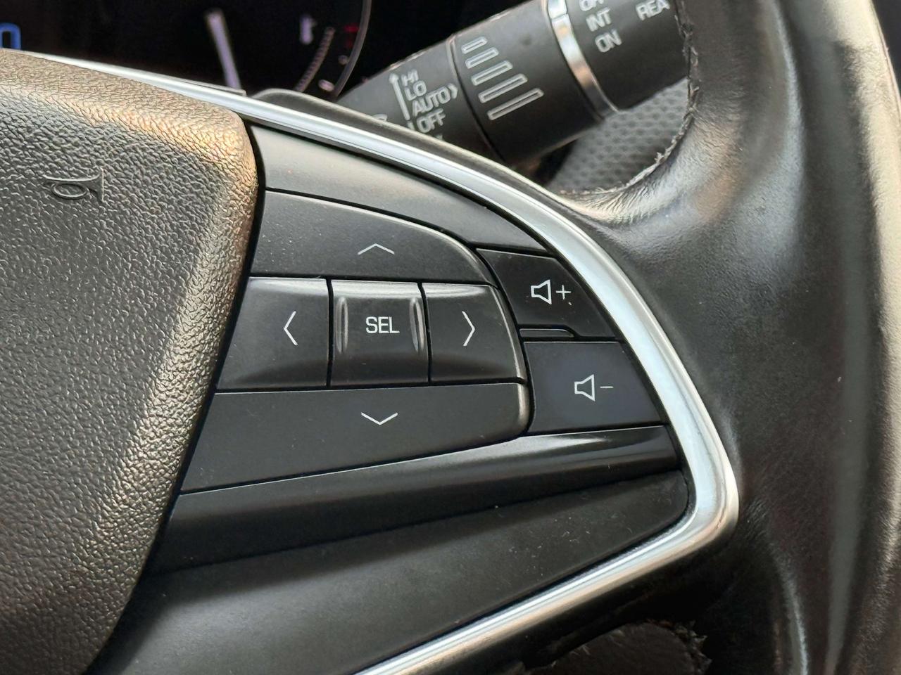 2018 Cadillac XT5 No Accident l Luxury l AWD l 3.6L l V6 l Pano Roof Photo