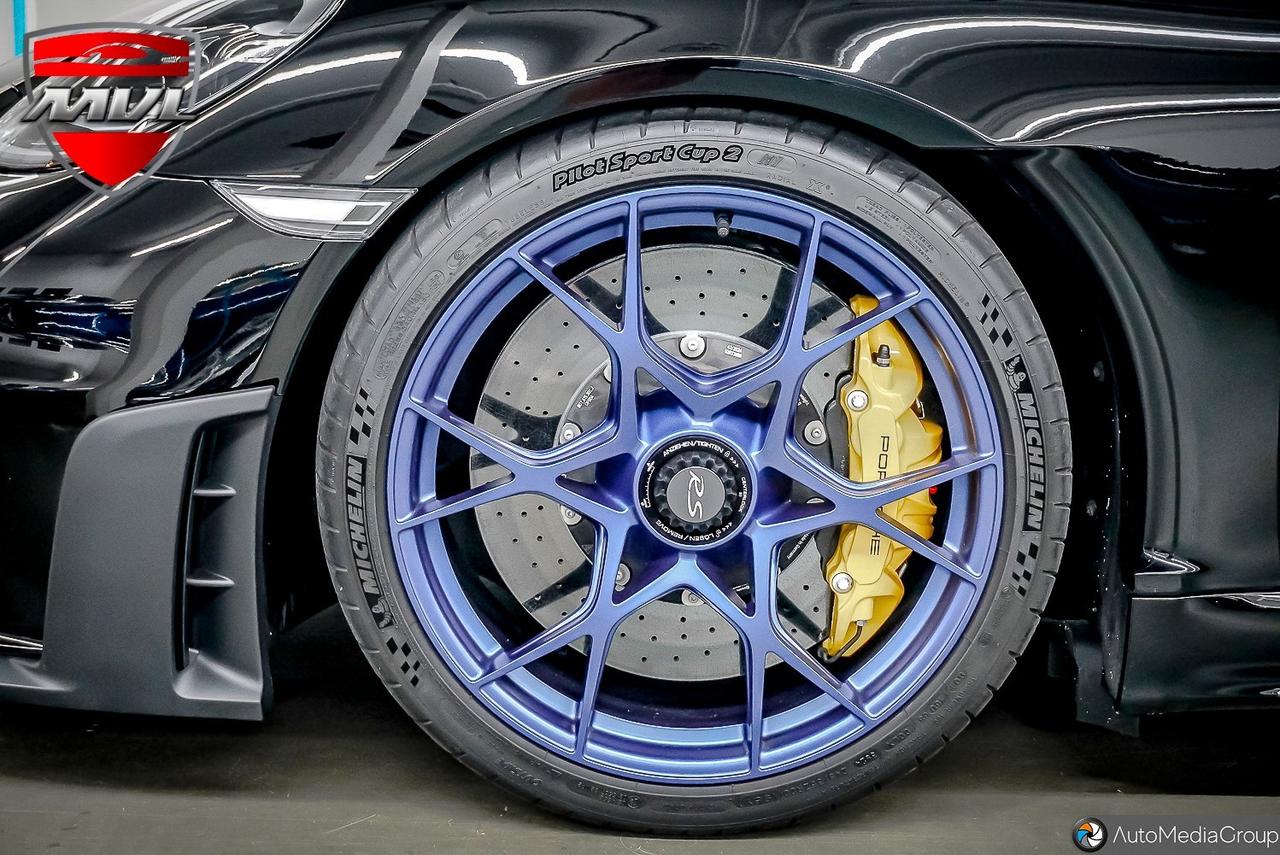 2025 Porsche 718 Cayman GT4 RS 2dr Rear-Wheel Drive Coupe Photo
