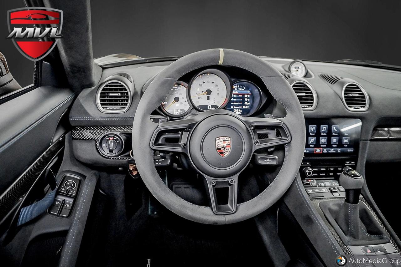 2025 Porsche 718 Cayman GT4 RS 2dr Rear-Wheel Drive Coupe Photo