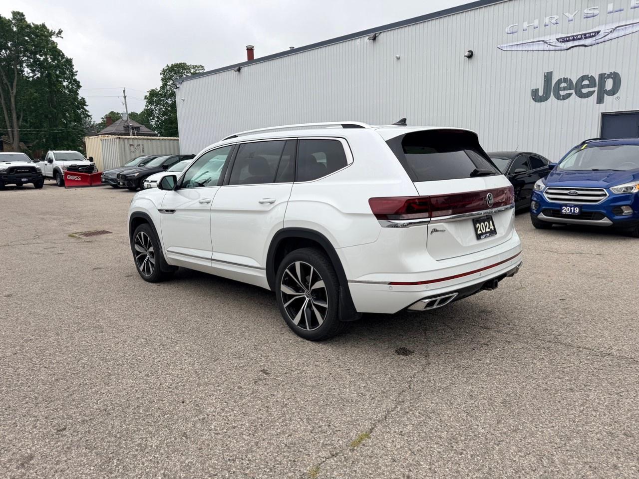 2024 Volkswagen Atlas Execline 2.0 TSI 4MOTION Photo