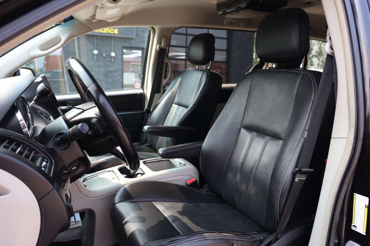 2012 Dodge Grand Caravan CREW PLUS-7PASS-DVD-R STARTER/BCAM/LEATHER/P SEAT/H SEATS & STEERING/BLUETOOTH/PSD/CRUISE CONTROL Photo