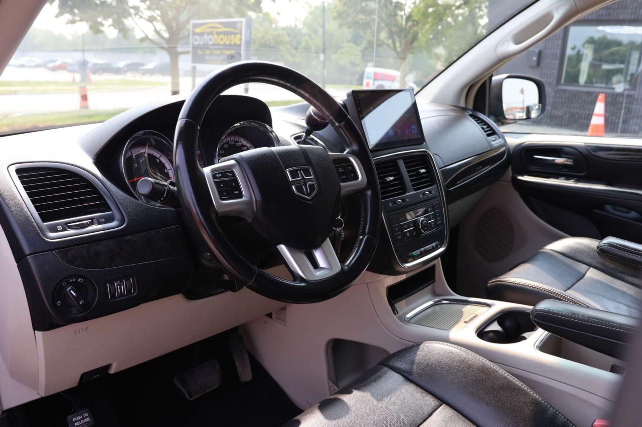 2012 Dodge Grand Caravan CREW PLUS-7PASS-DVD-R STARTER/BCAM/LEATHER/P SEAT/H SEATS & STEERING/BLUETOOTH/PSD/CRUISE CONTROL Photo
