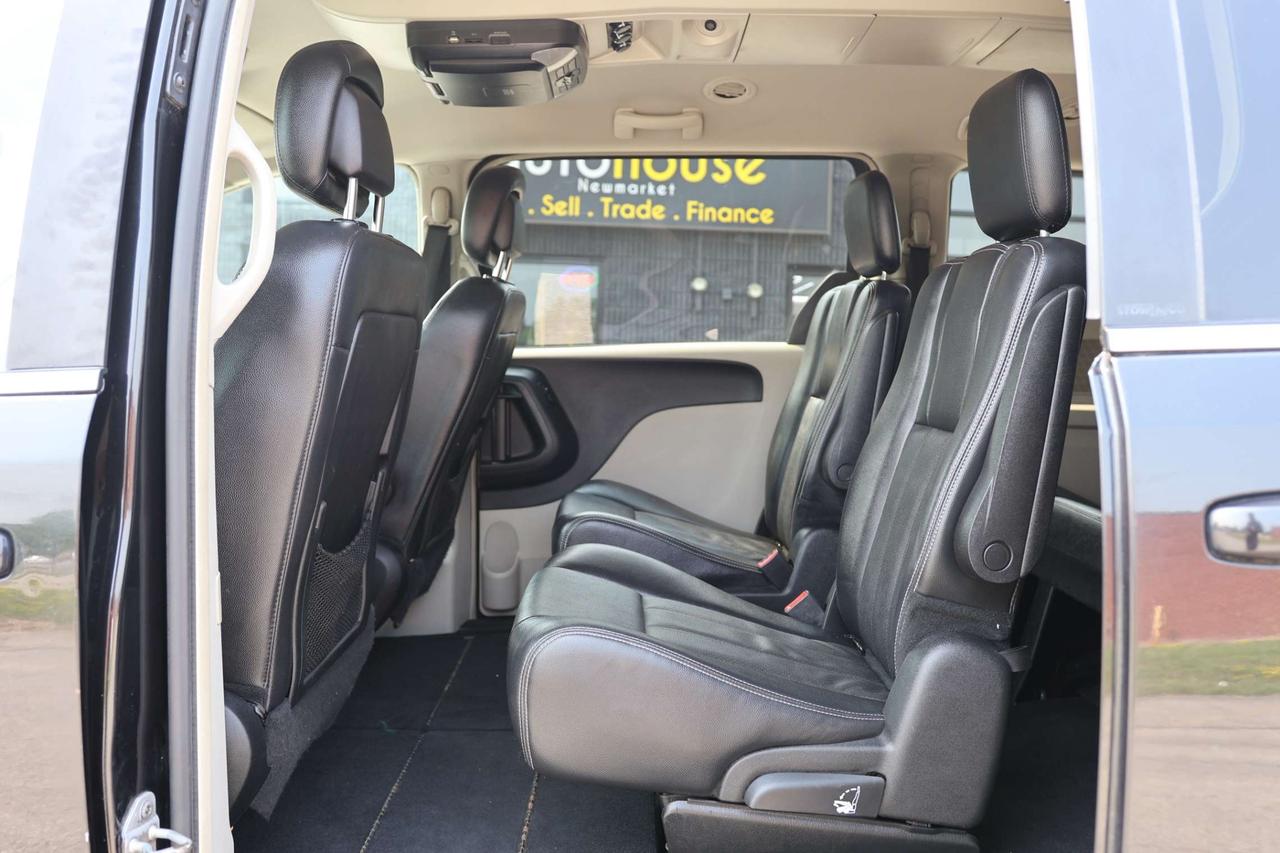2012 Dodge Grand Caravan CREW PLUS-7PASS-DVD-R STARTER/BCAM/LEATHER/P SEAT/H SEATS & STEERING/BLUETOOTH/PSD/CRUISE CONTROL Photo