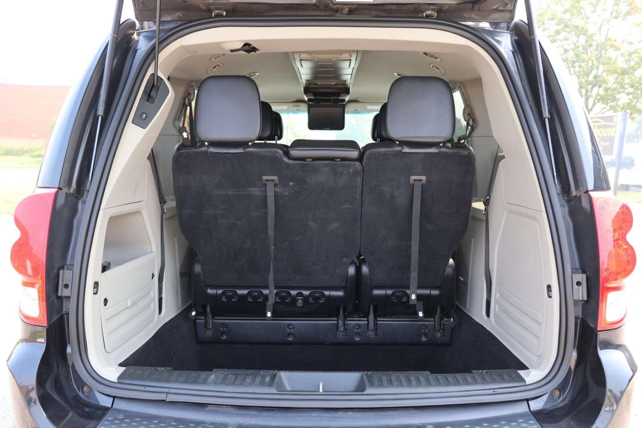 2012 Dodge Grand Caravan CREW PLUS-7PASS-DVD-R STARTER/BCAM/LEATHER/P SEAT/H SEATS & STEERING/BLUETOOTH/PSD/CRUISE CONTROL Photo