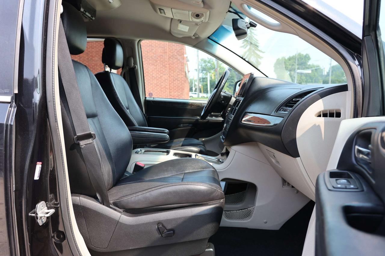 2012 Dodge Grand Caravan CREW PLUS-7PASS-DVD-R STARTER/BCAM/LEATHER/P SEAT/H SEATS & STEERING/BLUETOOTH/PSD/CRUISE CONTROL Photo