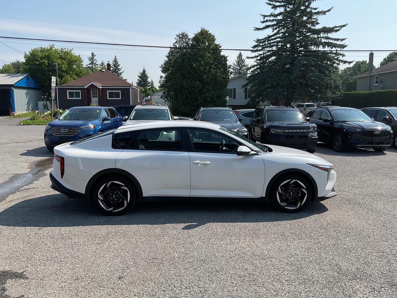2025 Kia K4  Photo