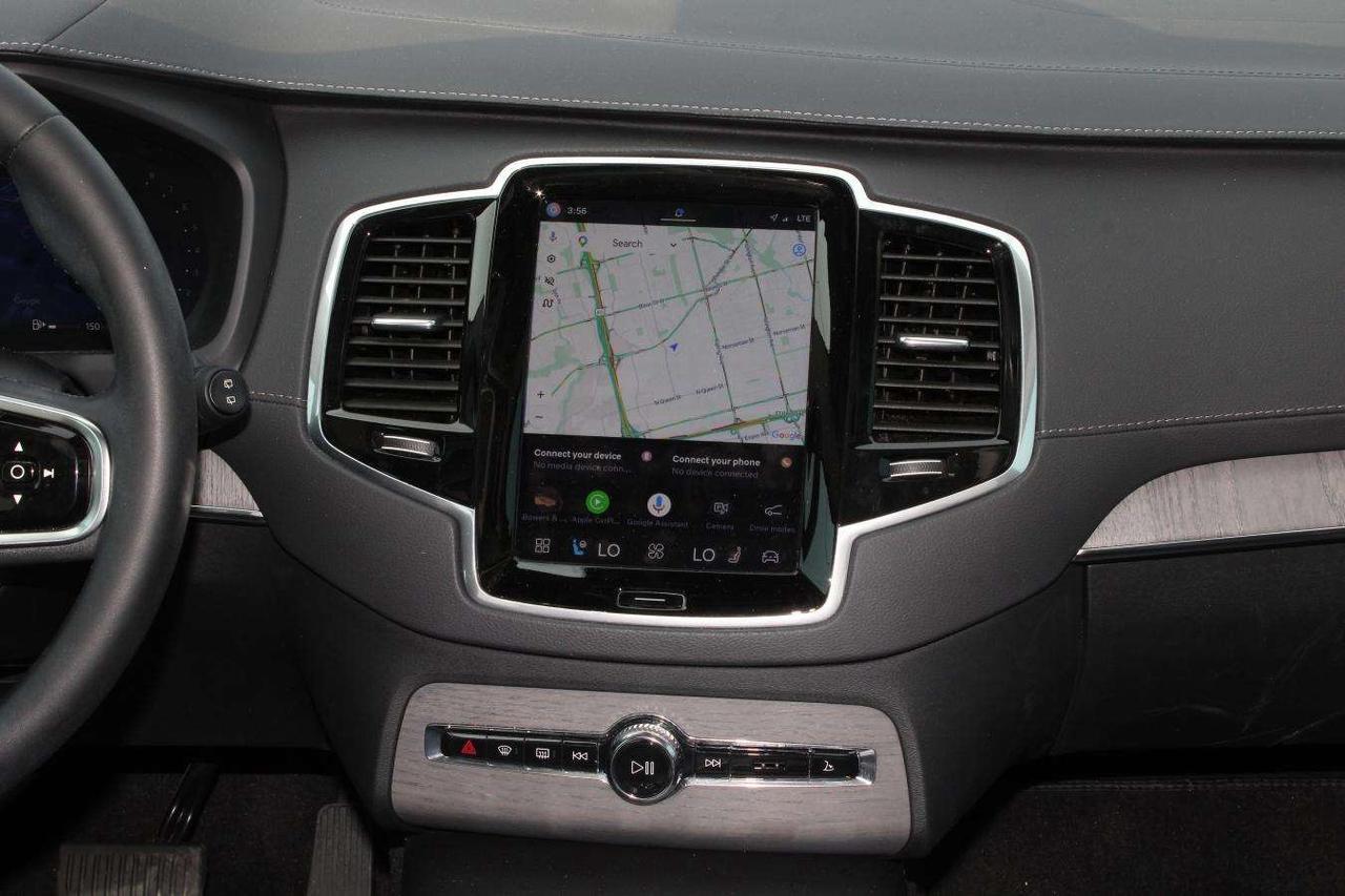 2023 Volvo XC90 Ultimate  Gps Moonroof ReverseCamera ParkingSensor Photo