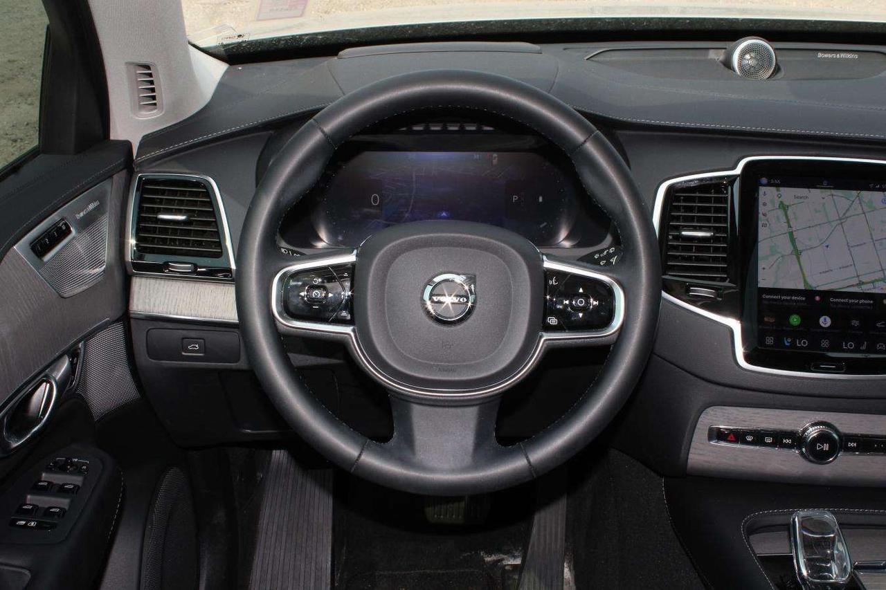 2023 Volvo XC90 Ultimate  Gps Moonroof ReverseCamera ParkingSensor Photo